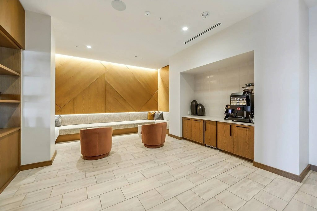 Lobby with coffee machine at Bayview Apartments, California