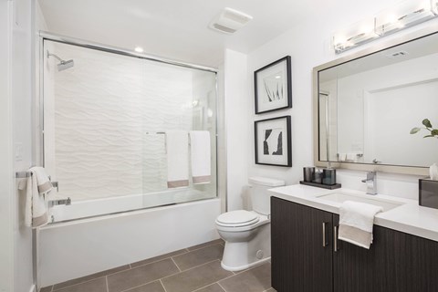 7141 Santa Monica Blvd Studio-2 Beds Apartment for Rent