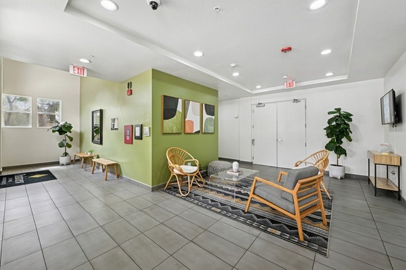 Living room with TV at Parkview Living Apartments, Los Angeles