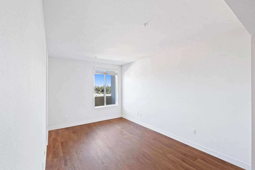 Unfurnished room at Sora Apartments, California