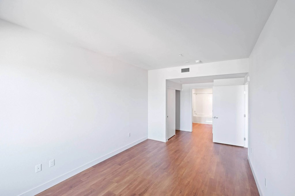 Spacious room at Sora Apartments, Inglewood