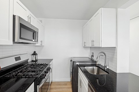 Black Appliances at Stratford at Southern Towers, Alexandria, 22311