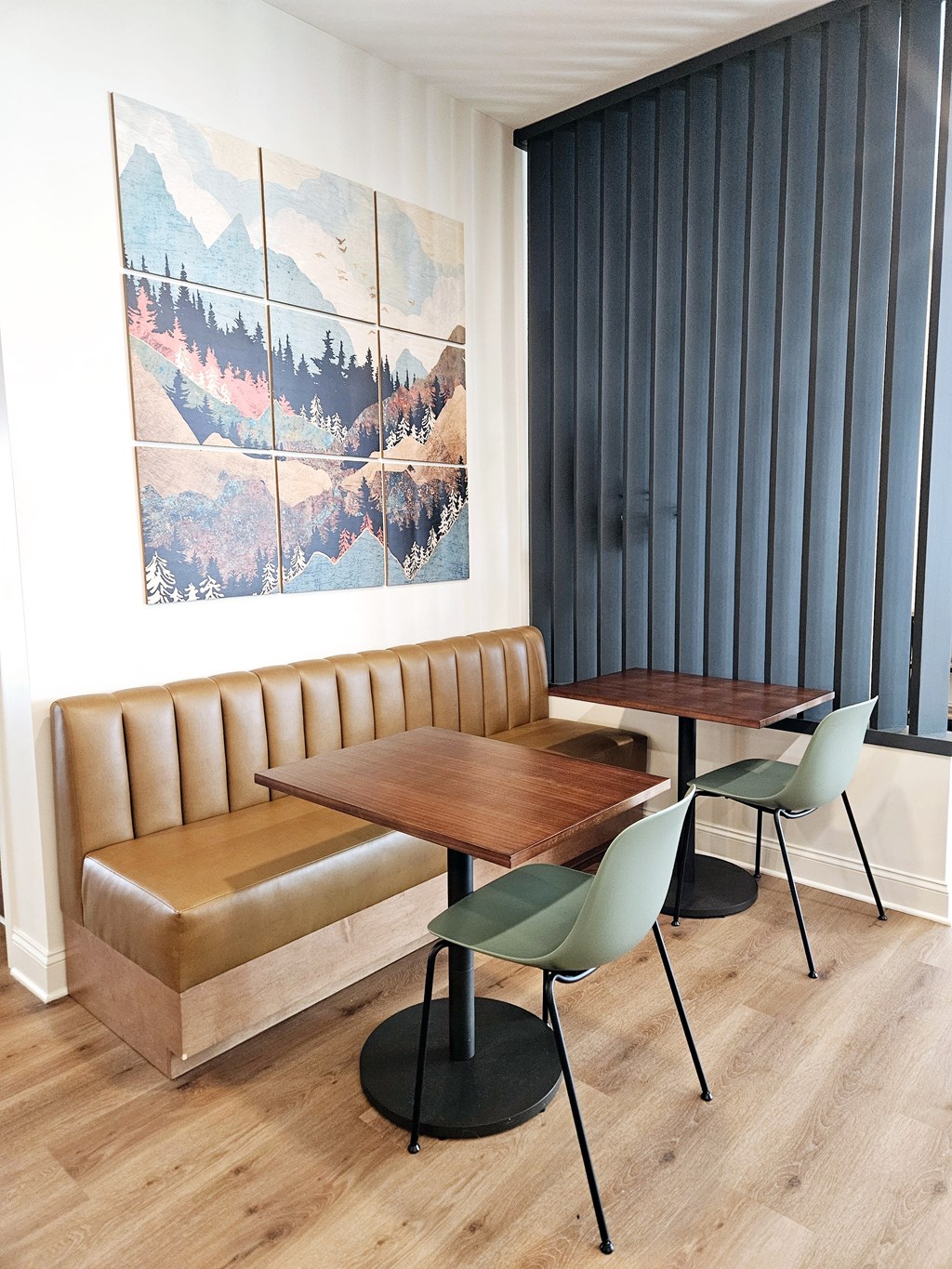 Lounge Area at The Reserve at Iroquois