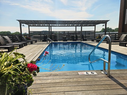 Poolside at The Metropolitan