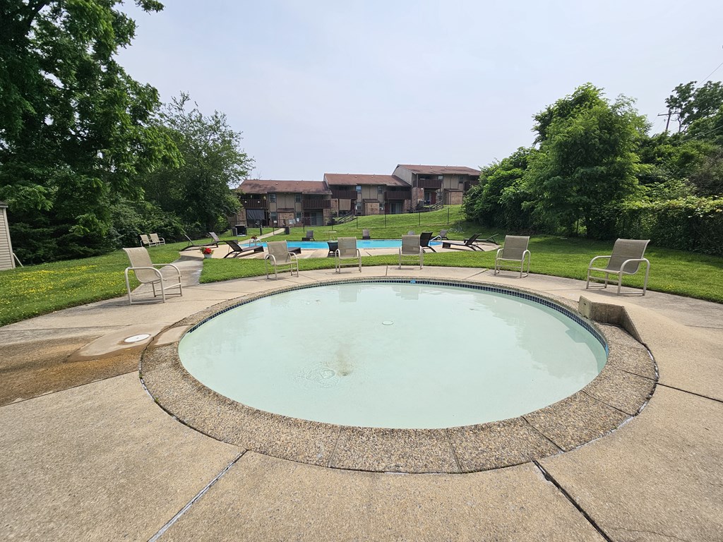 Splash Pool at The Townhomes at Spring Valley
