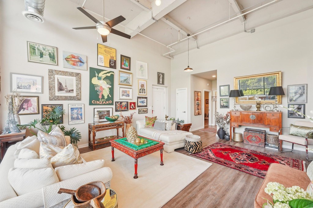 Living Space at Lofts at Narrow