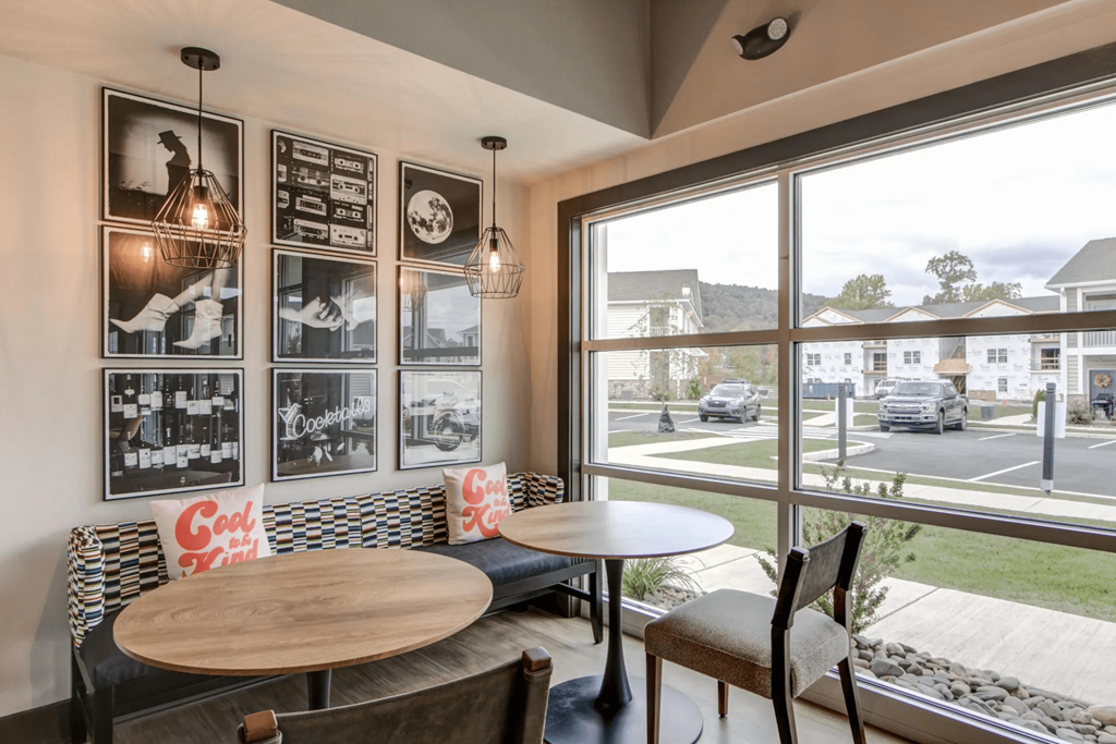 Seating Area at The Reserve at River's Edge