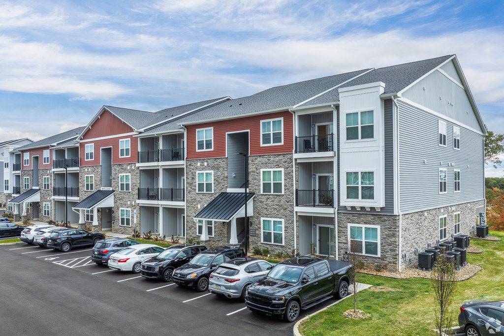 Exterior at Reserve at Cranberry Springs