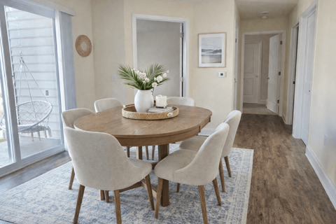 Dining Area at Reserve at Parkland