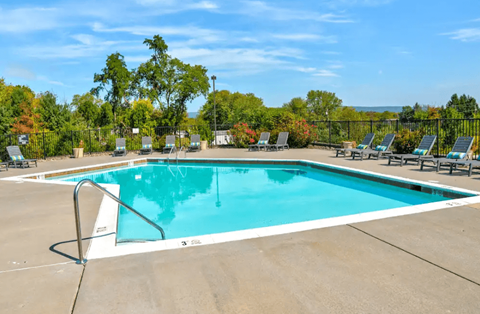 Pool at Reserve at Manada Hill