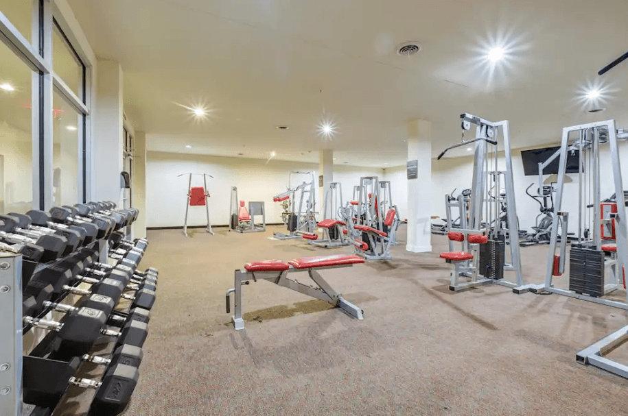 Fitness Center at Lofts at 525