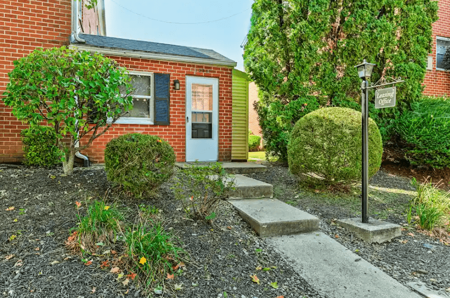 Leasing Office at Berkshire Gardens