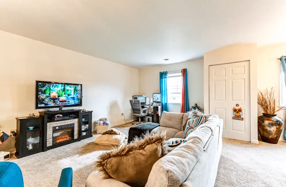 Living Area at Oak Meadows