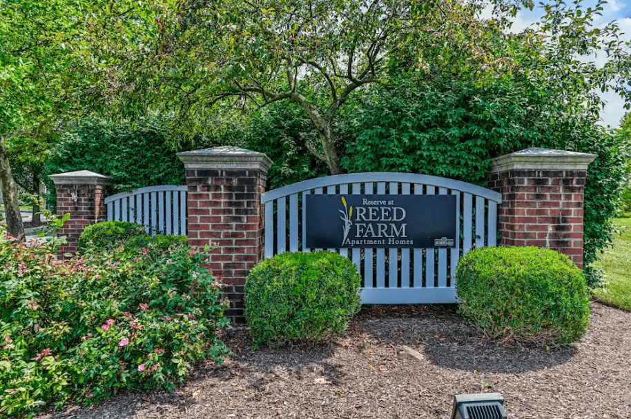 The Reserve at Reed Farm Sign