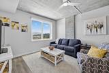 Studio apartment at Airmark Apartments in Tukwila
