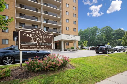 85 Green Valley Drive 1-2 Beds Apartment for Rent