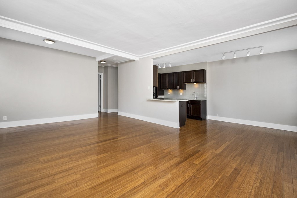 Reside on Surf Living Room Lakeview Chicago Apartments, 60657