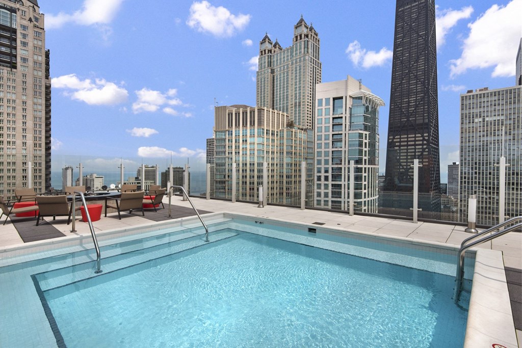 Rooftop Pool State and Chestnut Apartments 60610