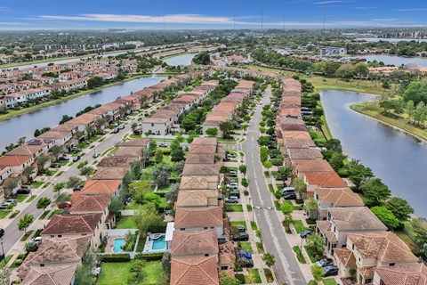 Aventura Isles lakeside views.