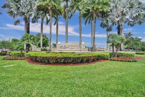 Aventura Isles Entrance Monument