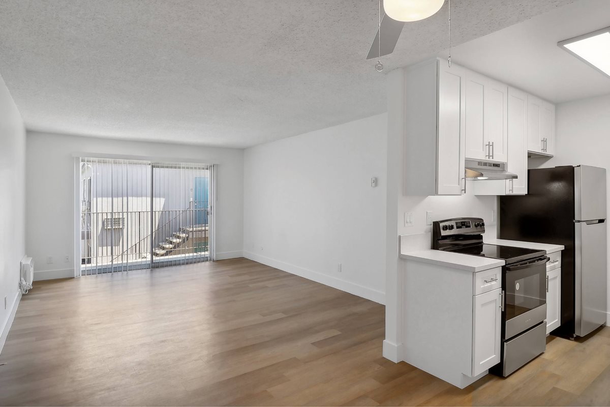 Terre at 1019 Peach Apartments