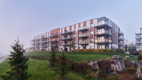 40 Kirkland Private 1-2 Beds Apartment for Rent
