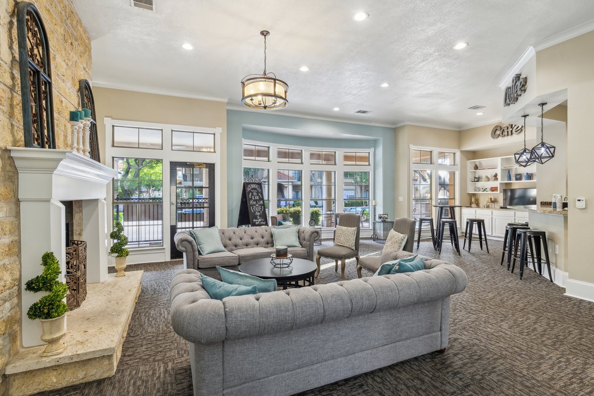 St Andrews At River Park Apartments