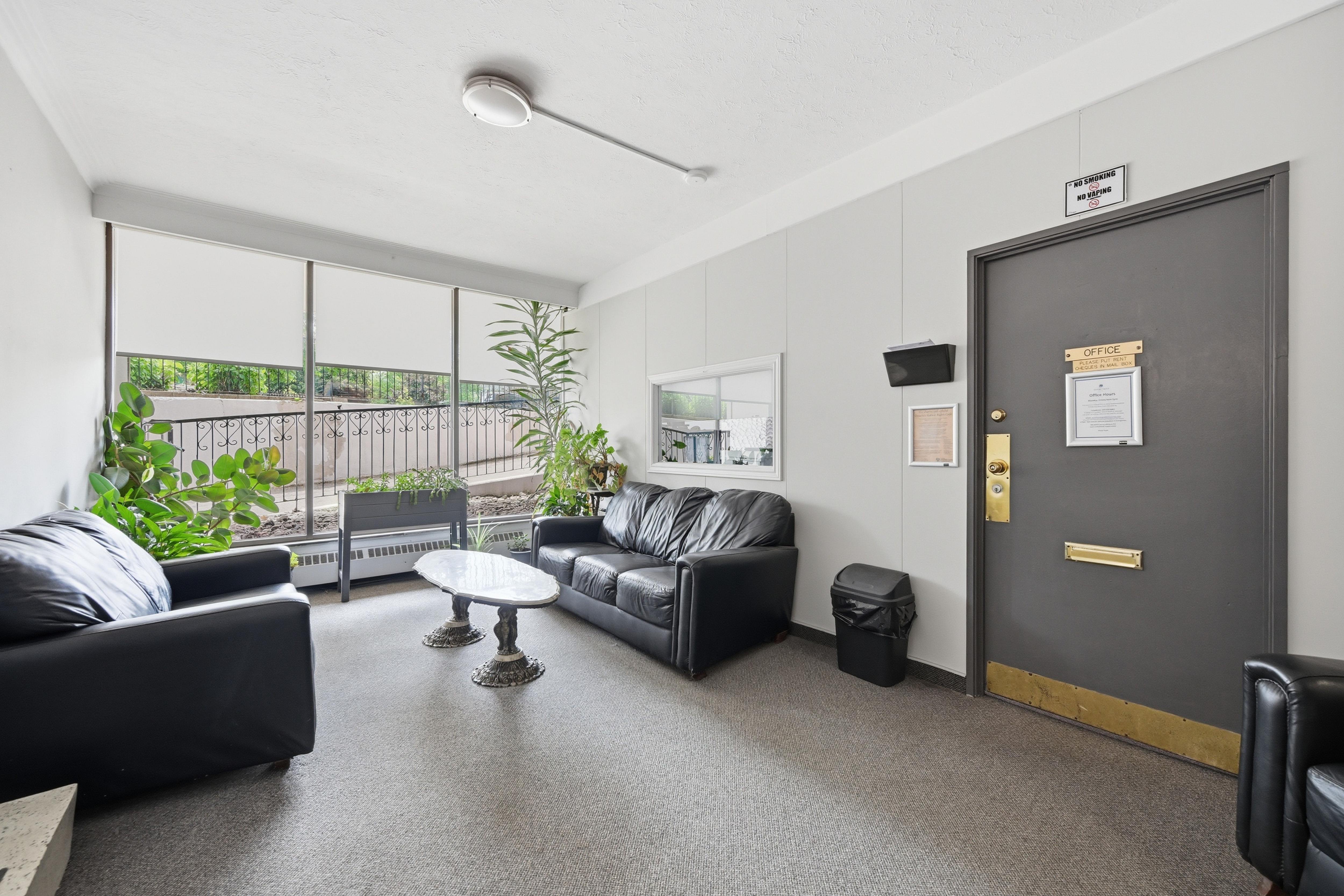 2 bedroom apartment - Westmount Towers Apartments, Hamilton - unit 0512