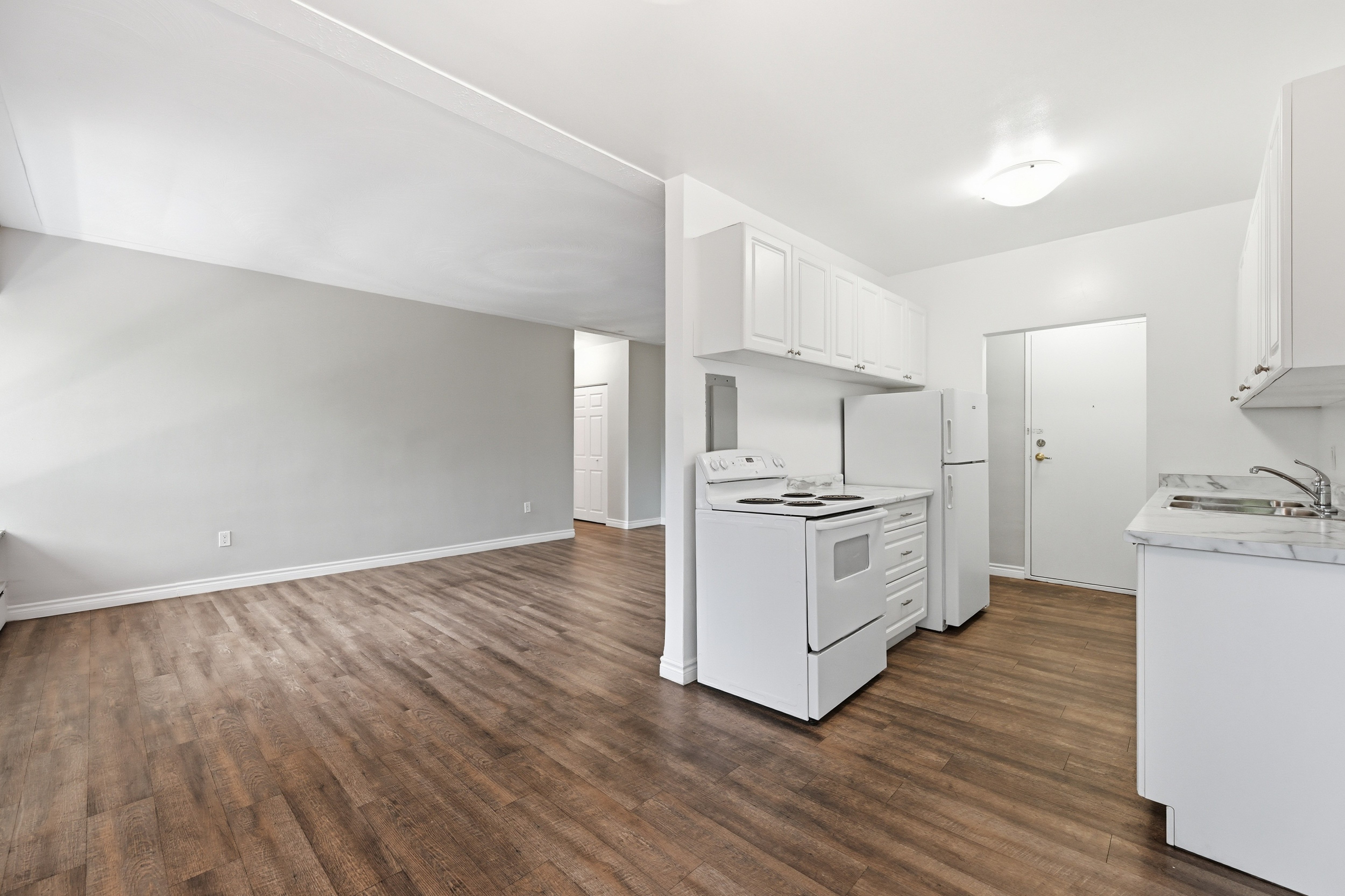 2 bedroom apartment - Westgate Towers II, Hamilton - unit 605B 5