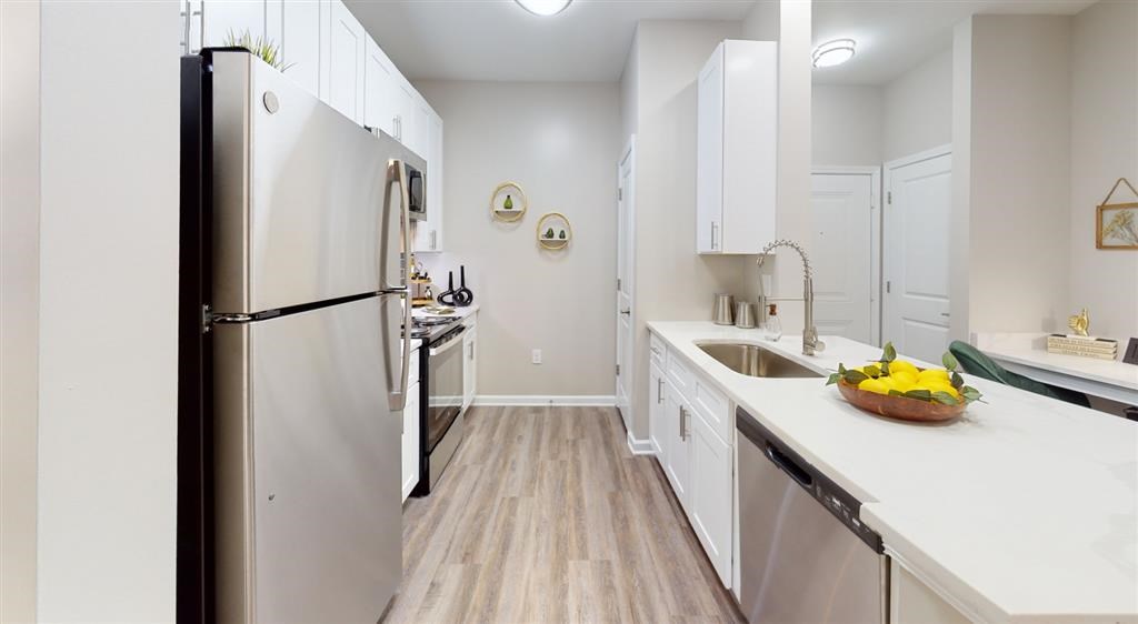 Kitchen Appliances at Vue at Embry Hills, Georgia, 30042