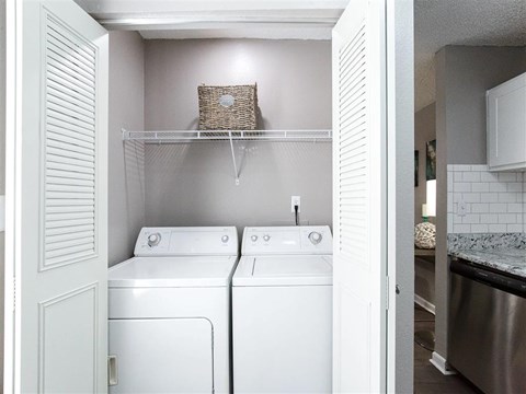 Washer Dryer at Vue on Medlock, Peachtree Corners, Georgia