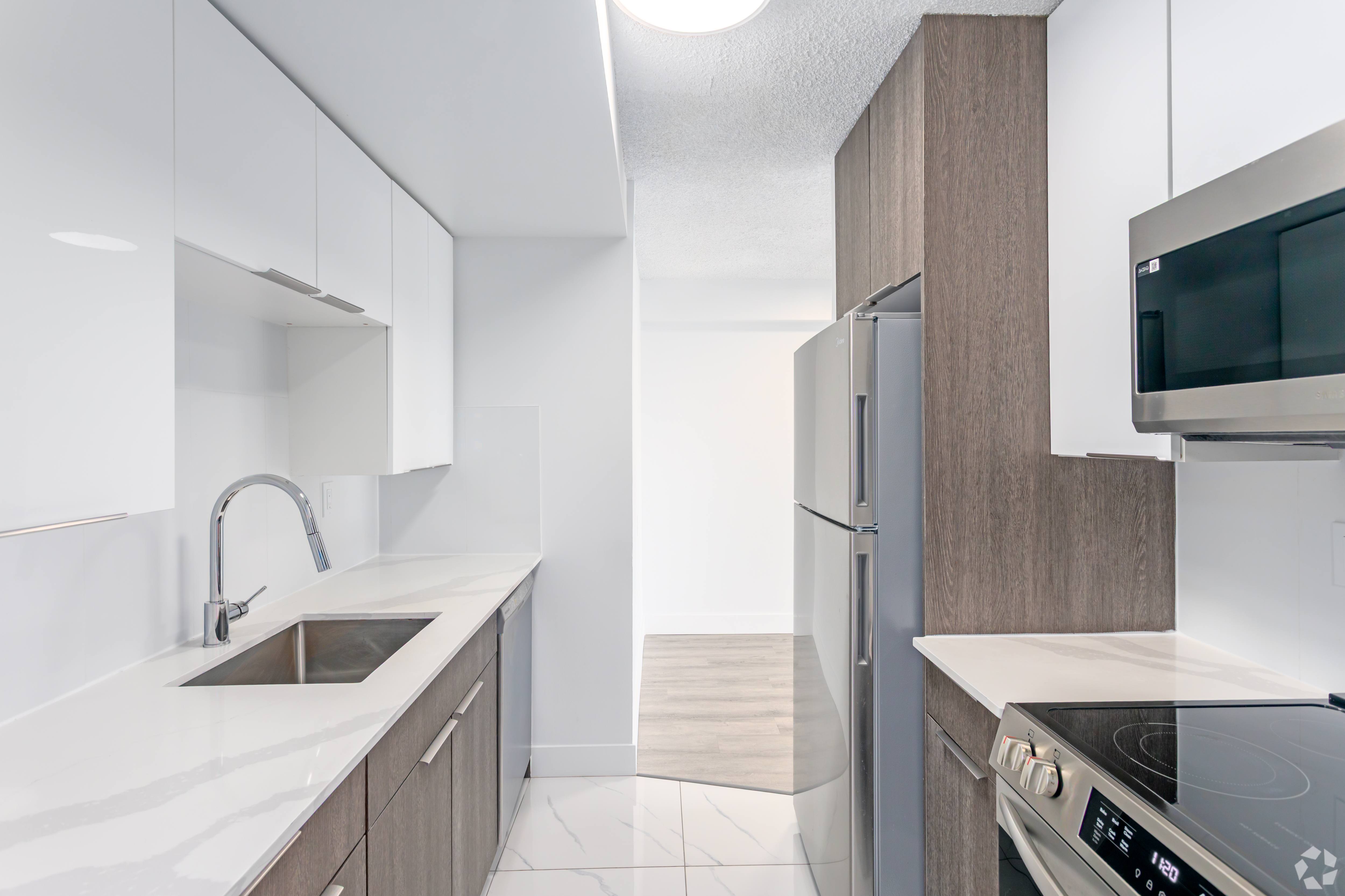 2 bedroom apartment - Lancaster Tower, Edmonton - unit A1203 2