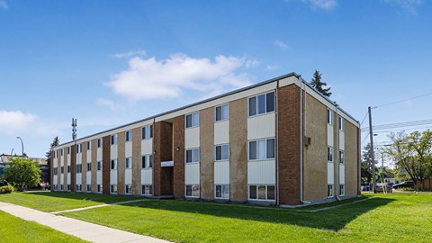 8620 149 Street 2 Beds Apartment for Rent