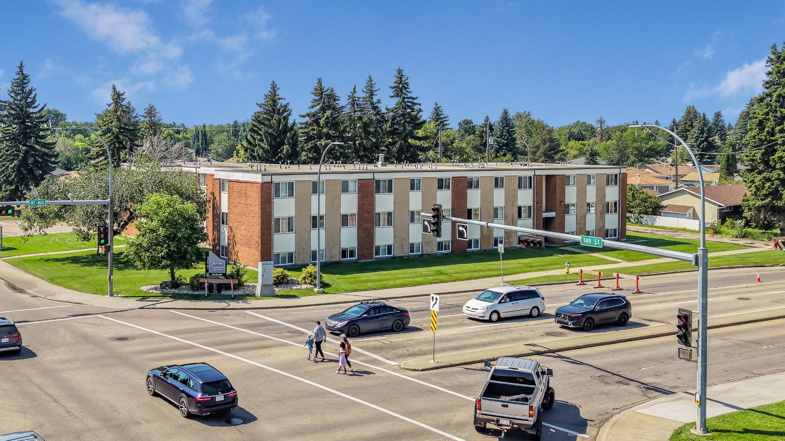 2 bedroom apartment - Quesnel Apartments, Edmonton - unit A0303 3