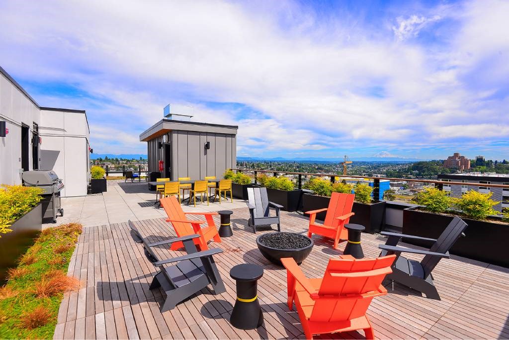 Outdoor Firepit Patio at Metro Line Flats, Seattle