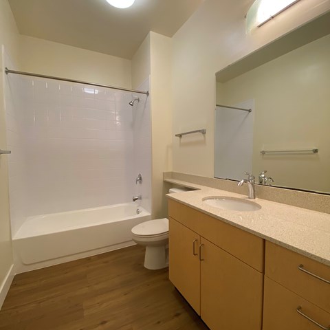 2720 Hoyt Avenue Studio-2 Beds Apartment for Rent