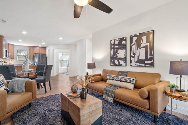 1-bedroom apartment at Woodchase Apartments in Chesterfield, MO