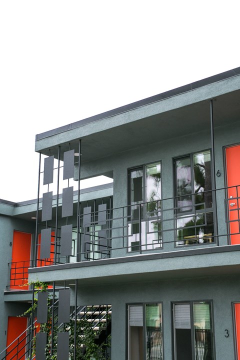 2716 S La Brea Ave 1-2 Beds Apartment for Rent