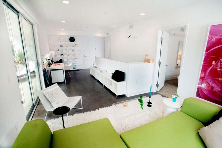 Living Area With Desk at 1800 Whitley, Los Angeles