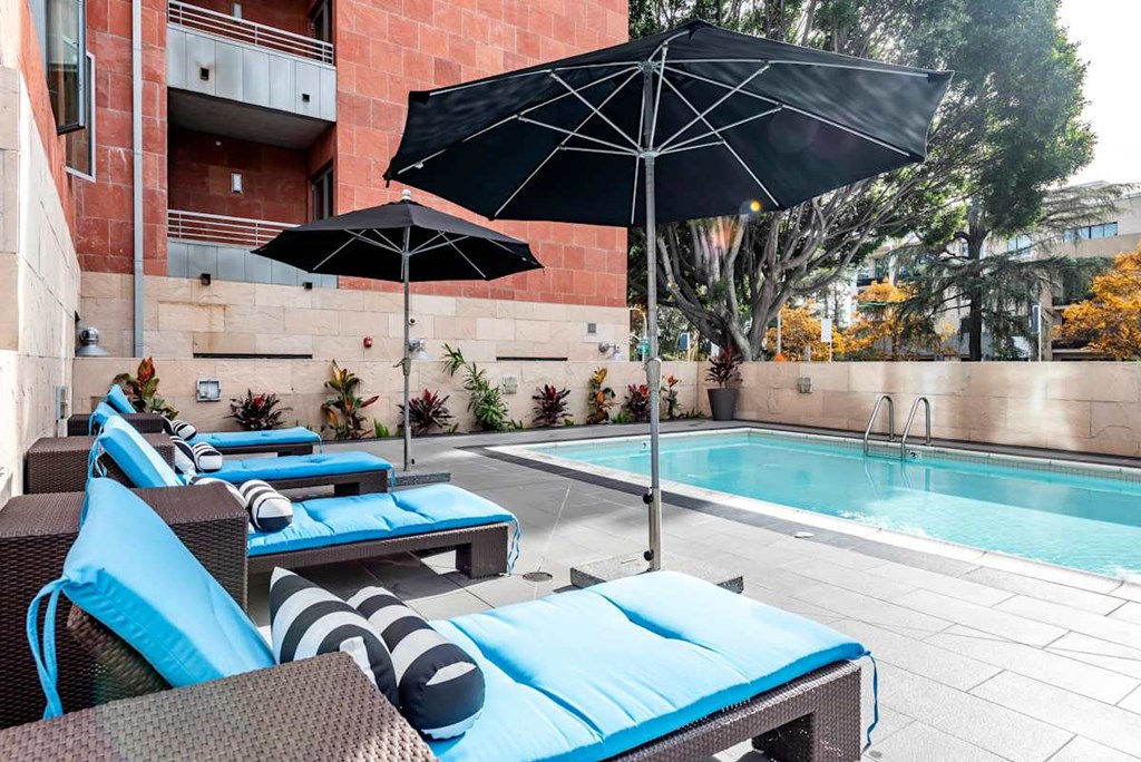 Pool With Lounge Chairs at Catania, Pasadena California