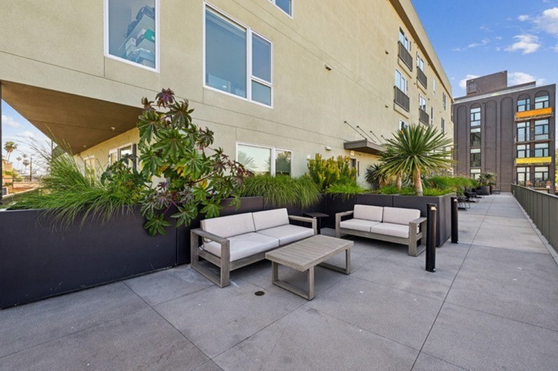 Outdoor Lounge at 2221 S Western, Los Angeles