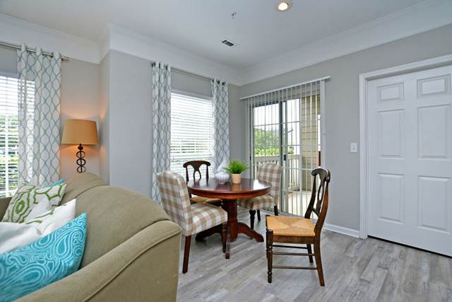 1-bedroom apartment at Braxton Woods Lake Apartments in Greenville, SC
