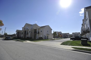 1495 North Webster 1-3 Beds Apartment, Townhouse, Affordable for Rent - Photo Gallery 15