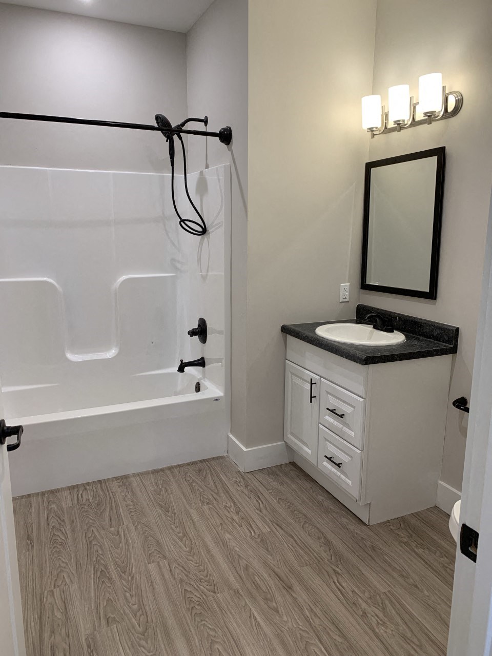 revere homes bathroom