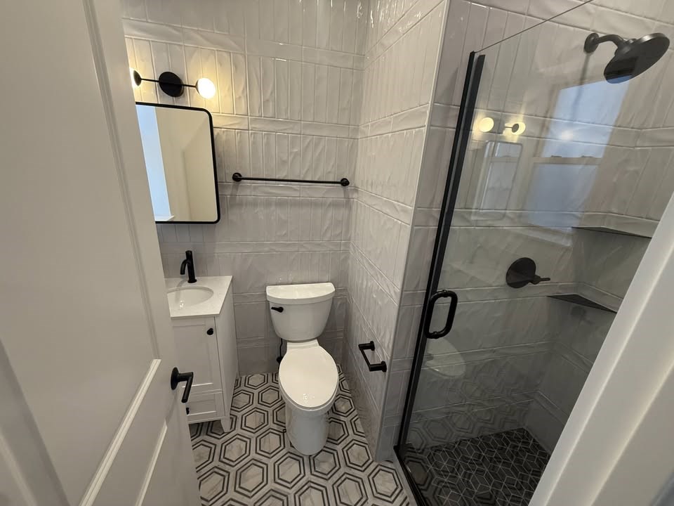 Spa Inspired Bathroom at The Nest at Lincoln Park West, Illinois, 60614