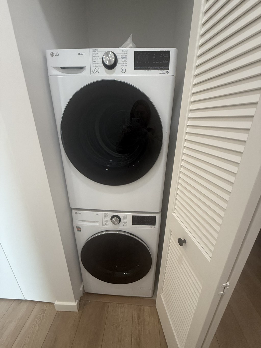 Washer Dryer In Unit at The Nest at Lincoln Park West, Chicago, IL 60614