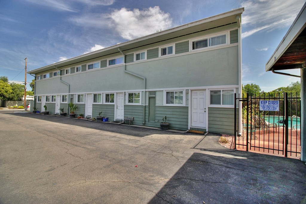 720-738 Sutter Townhomes