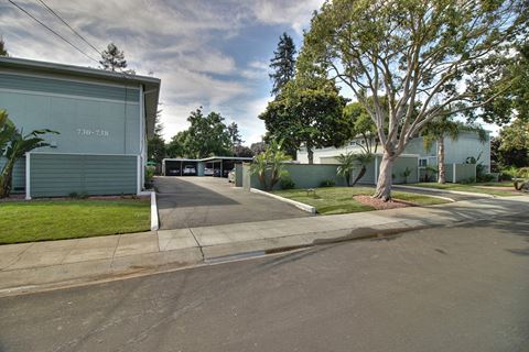 720-738 Sutter Townhomes