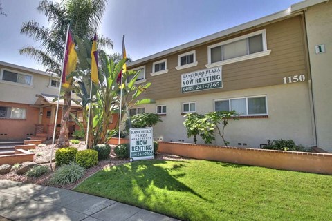 Leasing Office Exterior at Ranchero Plaza, California