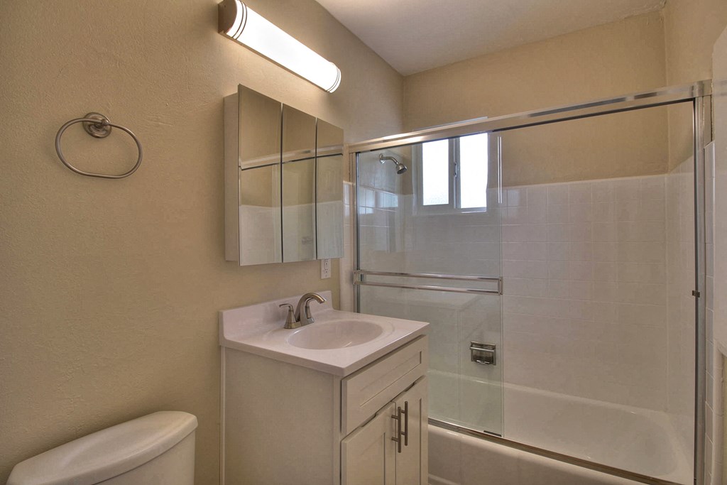 Bathroom at South Mary Place, California